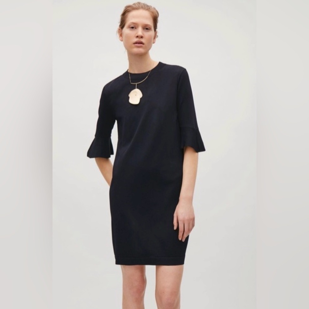 COS Shift Dress Navy Flare Sleeve Fine Knit Minimalist Size M